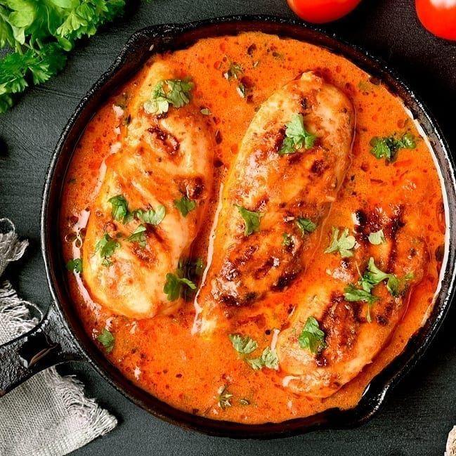 Куриное филе в соусе