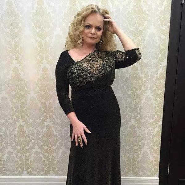 64-летняя Лариса Долина сильно похудела и помолодела на 20 лет