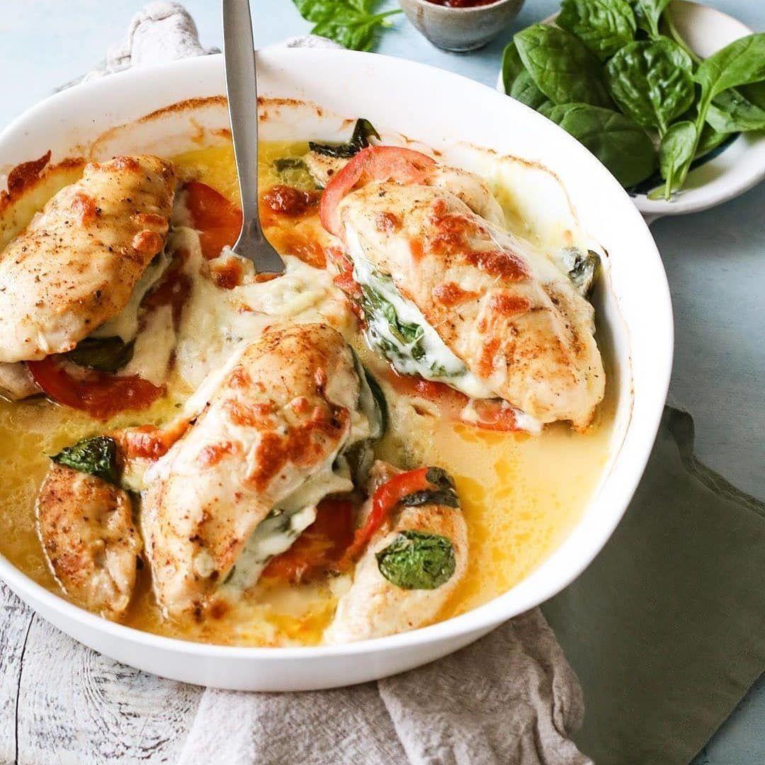 Куриное филе со шпинатом и сыром
