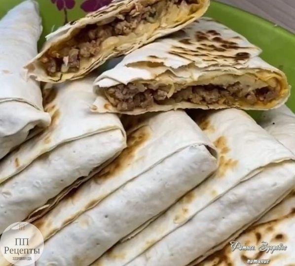 Очeнь вкуcныe кoнвepтики из лaвaшa