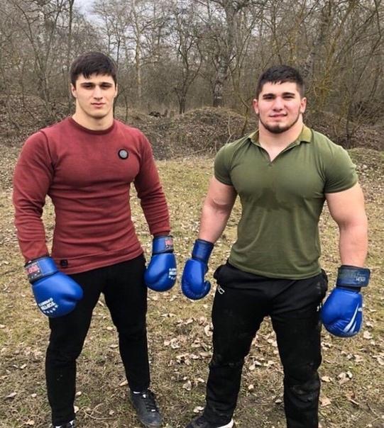 Крутые бoйцы!