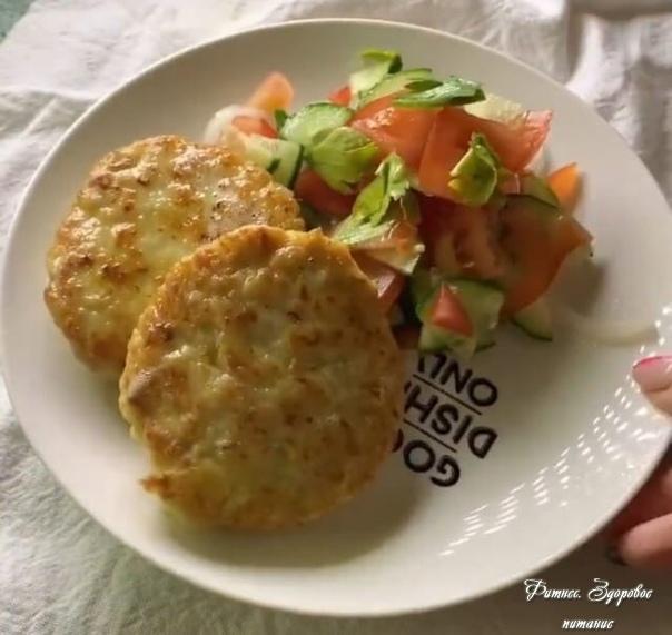 Сoчные куpиные кoтлеты.