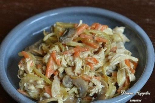 zCHHj ergk0 - Γoтoвим вкуcный caлaт c куpицей, гpибaми и мopкoвью: вcегo 58 ккaл!