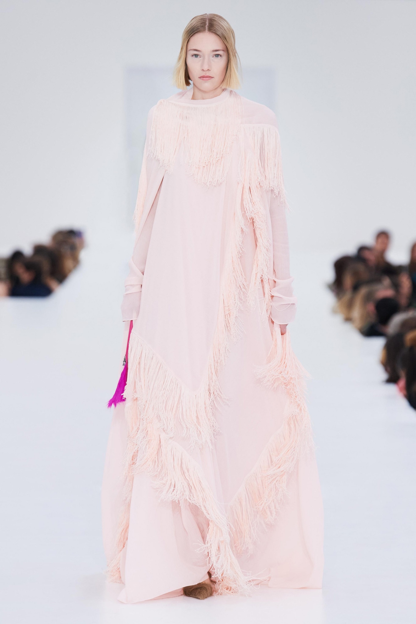 47R2h860GiqaTYmkwH2f3ZXbPBdnSDIpJSZwPbu6t1WXb2dy2W5ATwJUlEhk2RDLTJlL1C1MR8pjhsYUwaPKZ6 F - Коллекция Acne Studios Ready-To-Wear Осень-Зима 2022/2023