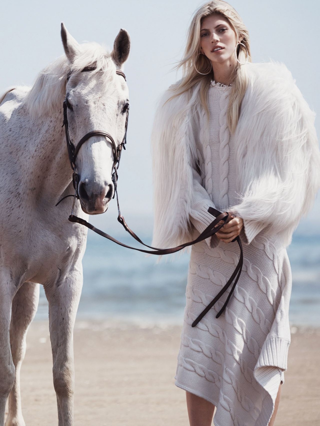 el2cgb7DU V xOSC8CTiWHQ9vKnzoi2lkmzK KFtvIp92Lnl j0yhIoPRgKcjphCipXMOC9 fAbHmdUAAEu3ZpEq - Девон Виндзор (Devon Windsor) в фотосессии для журнала Vogue Mexico (2015)