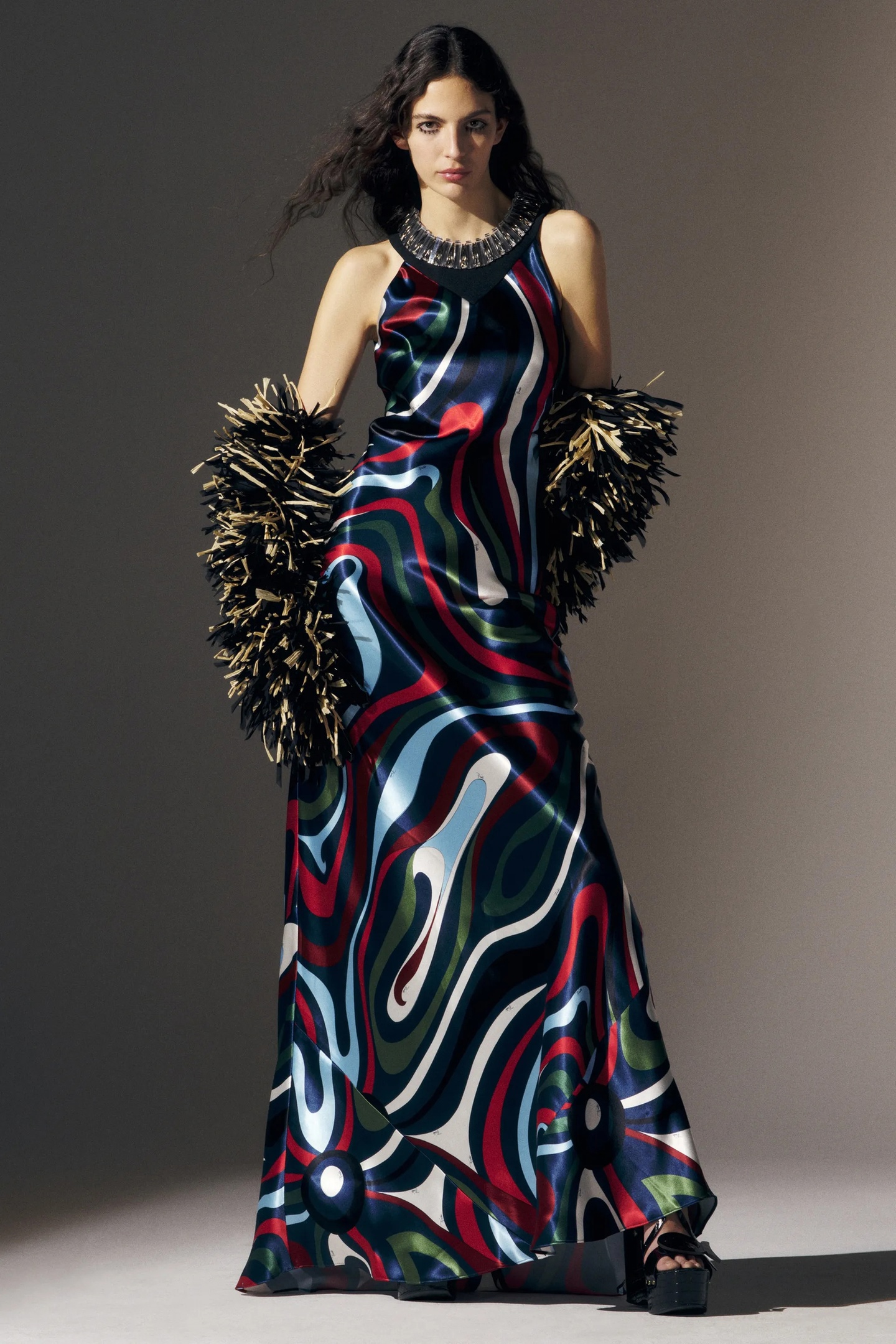 9MTLs9GSeuRMPeFSaghjDROuX7G 58D6BHMWu58KfEvh91Dm89cMJc 1Lg3BTtnl0DVkm3LNkmA2NaauCJP0KuTW - Коллекция Emilio Pucci Ready-To-Wear Осень-Зима 2022/2023