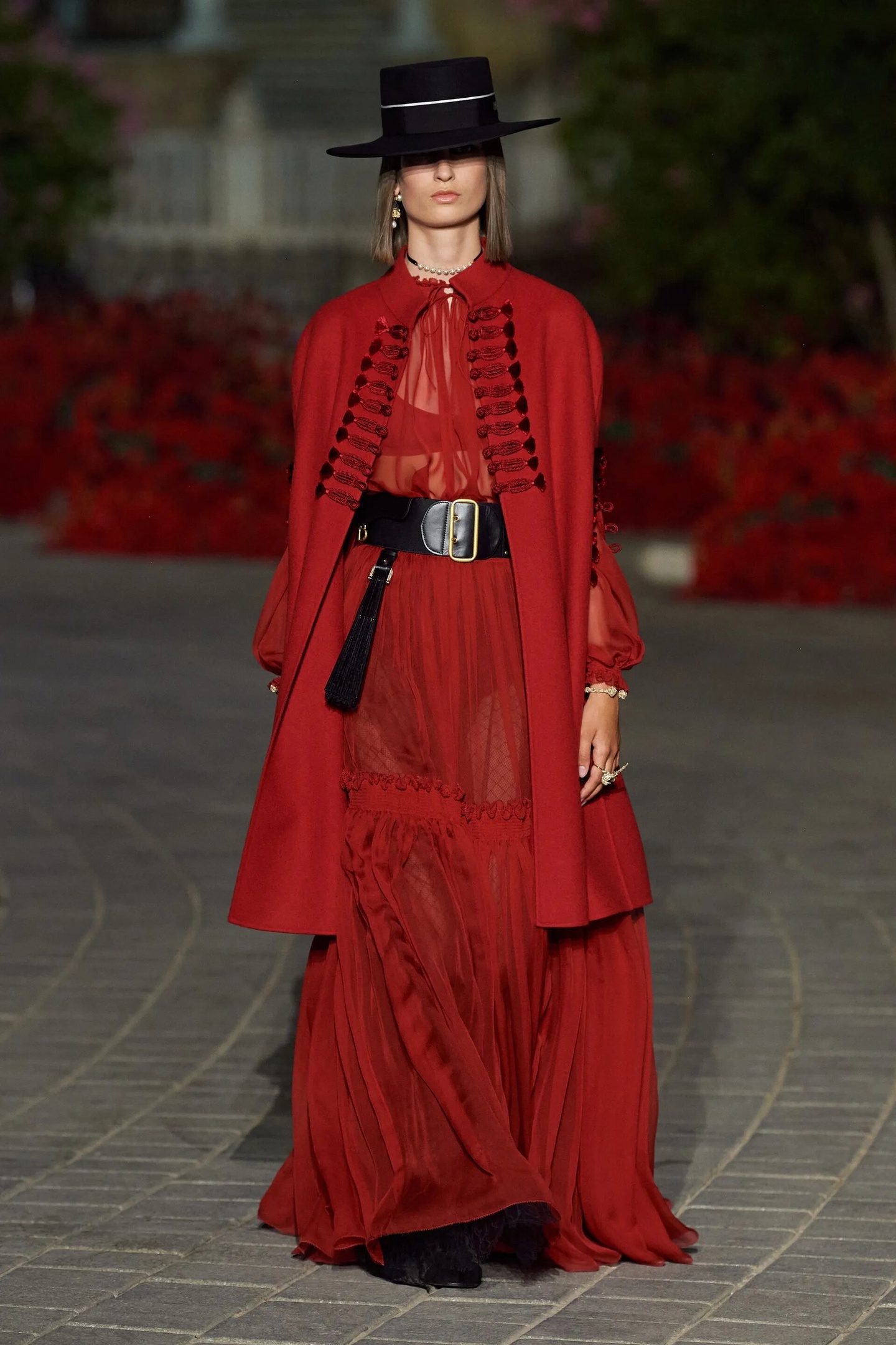 eUTVTCy25TaY6bMaLxY1KAiYojIPIvVH yA02Jc7Wpme8buHNxqOOlAgoP9tQpjBzOPoSlKwGjKwxzDNaP4n0OJ3 - Коллекция Christian Dior Resort Весна-Лето 2023