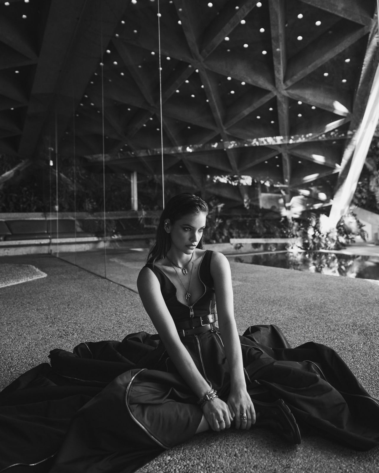 GhPjiPHiWTY - Барбара Палвин (Barbara Palvin) в фотосессии для журнала Harper’s Bazaar Greece (2021)