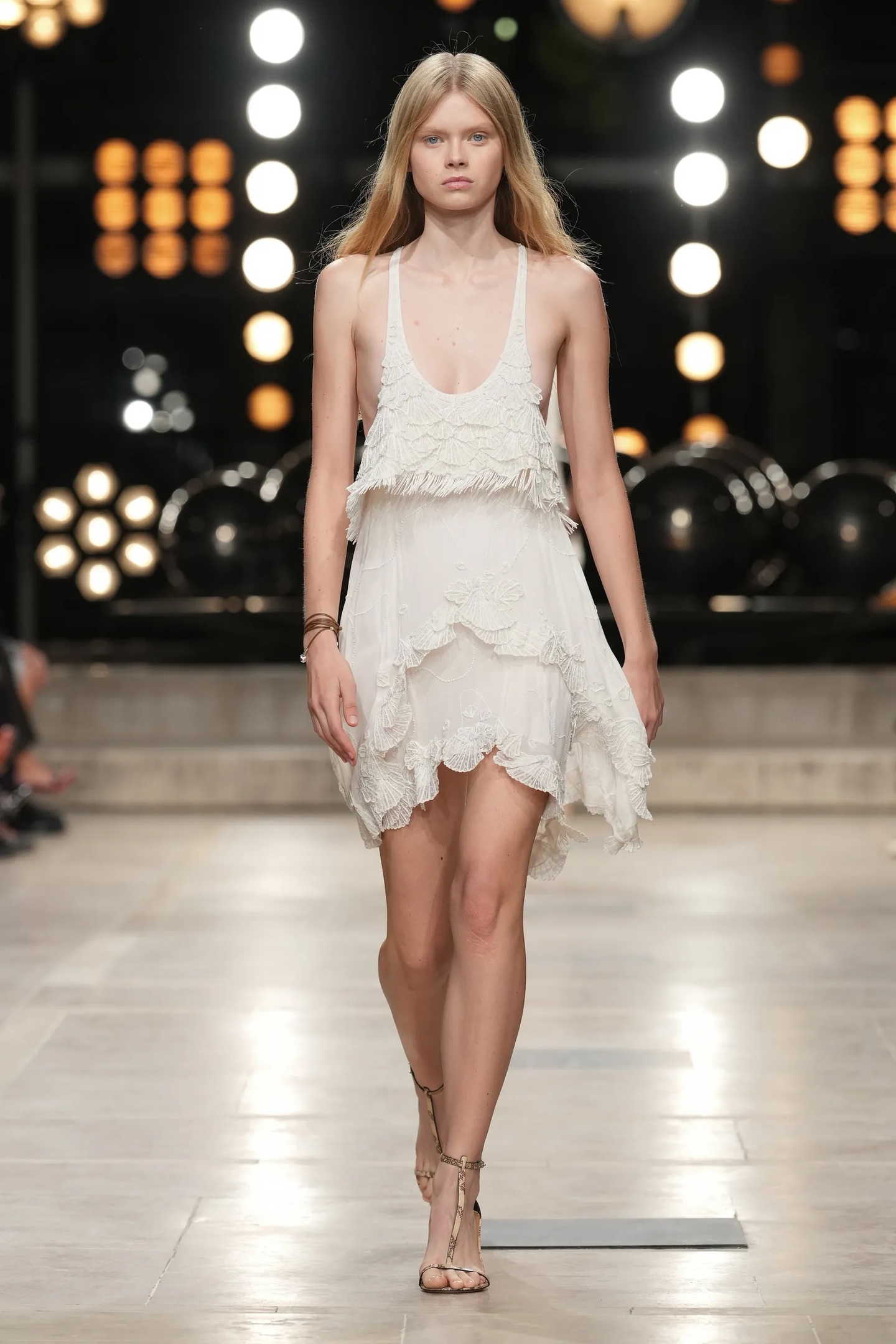 67Z4ChOABwk - Коллекция Isabel Marant Ready-To-Wear Весна-Лето 2023