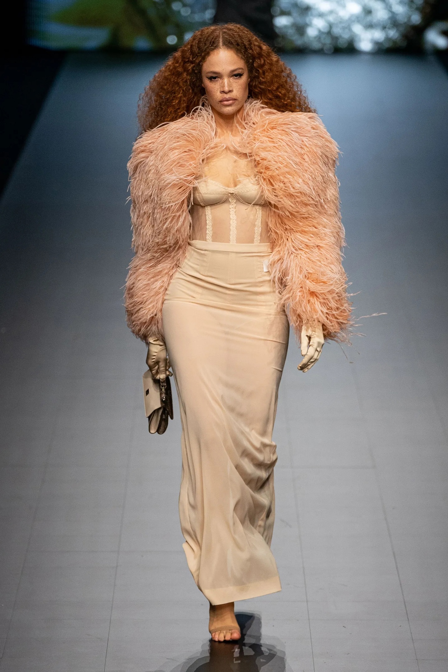 NBPNeaKSGk - Коллекция Dolce & Gabbana Ready-To-Wear Весна-Лето 2023