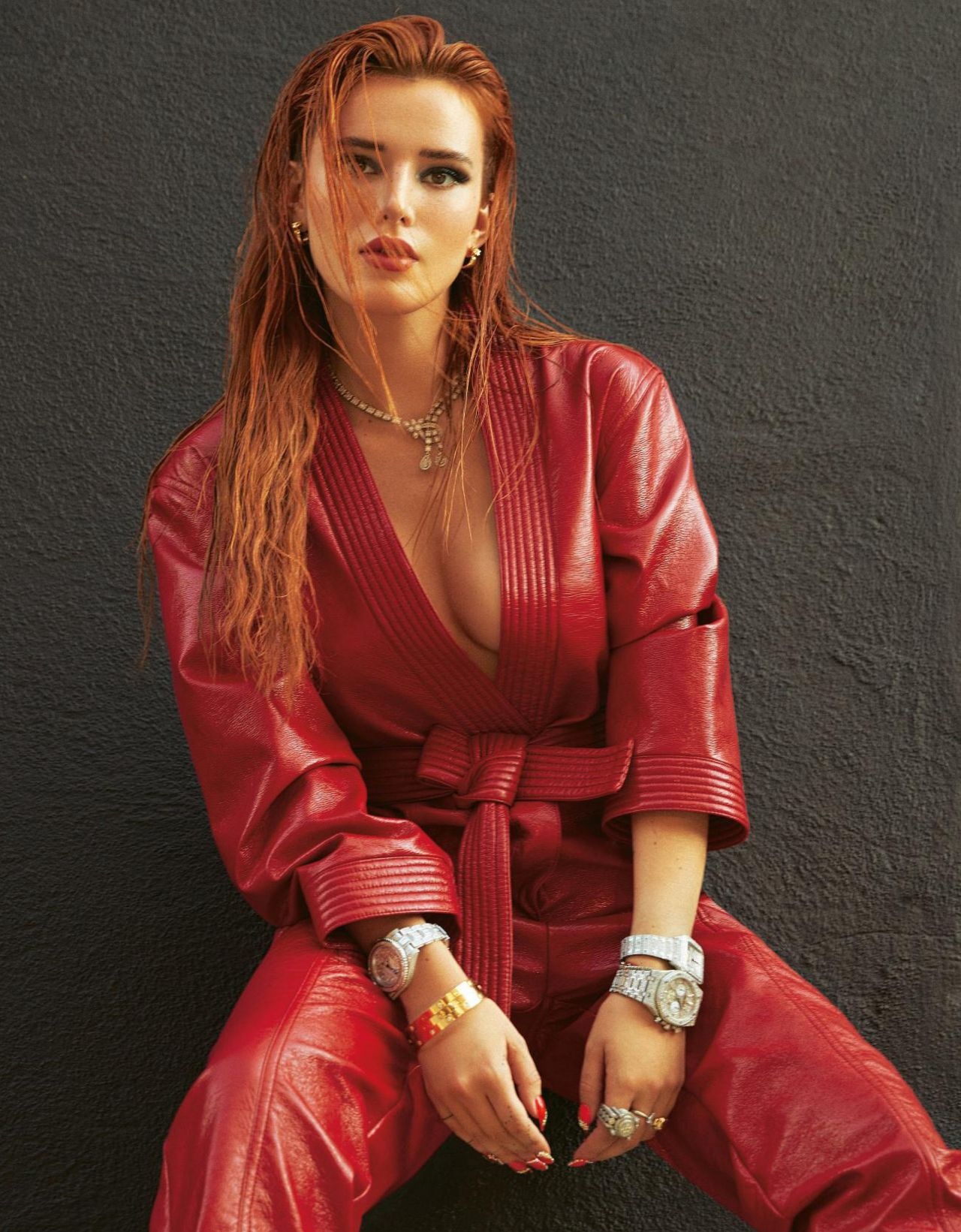 IA4k1AId7Qo - Белла Торн (Bella Thorne) в фотосессии для журнала Grazia (2020)