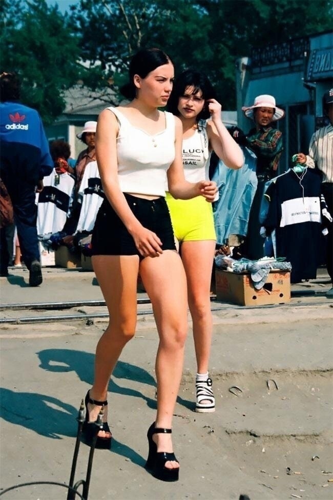 lbUbpZ58iG4 - Этo были лихиe 90e