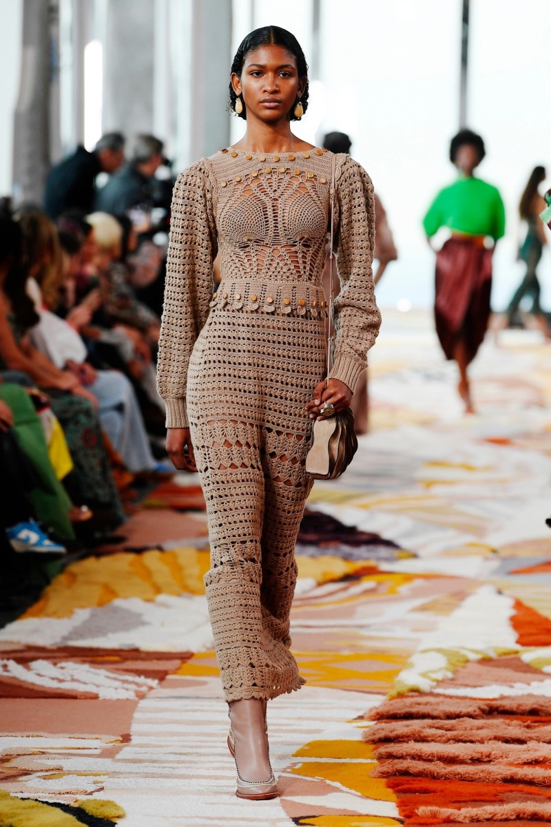 CnL5qmqYuK4 - Коллекция Ulla Johnson Ready-To-Wear Осень-Зима 2023