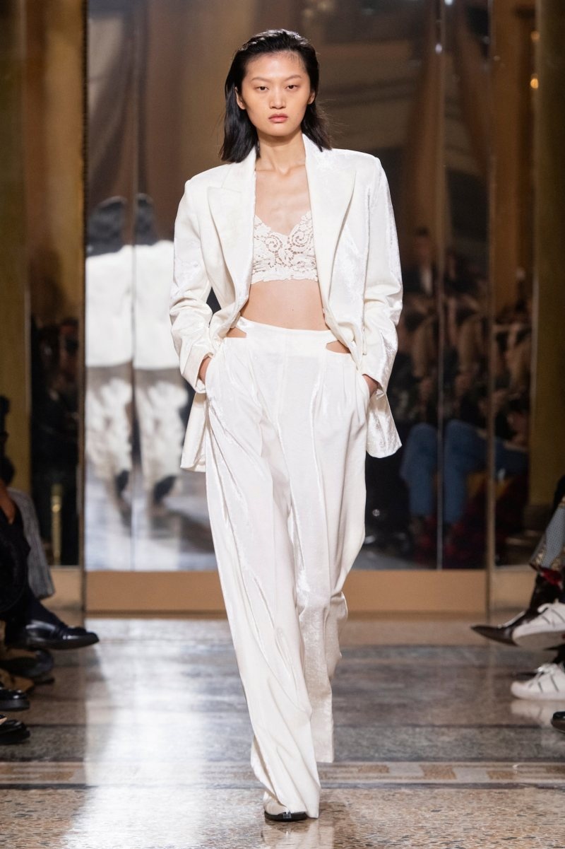 2cmYmTpRxRI - Коллекция Ermanno Scervino Ready-To-Wear Осень-Зима 2023
