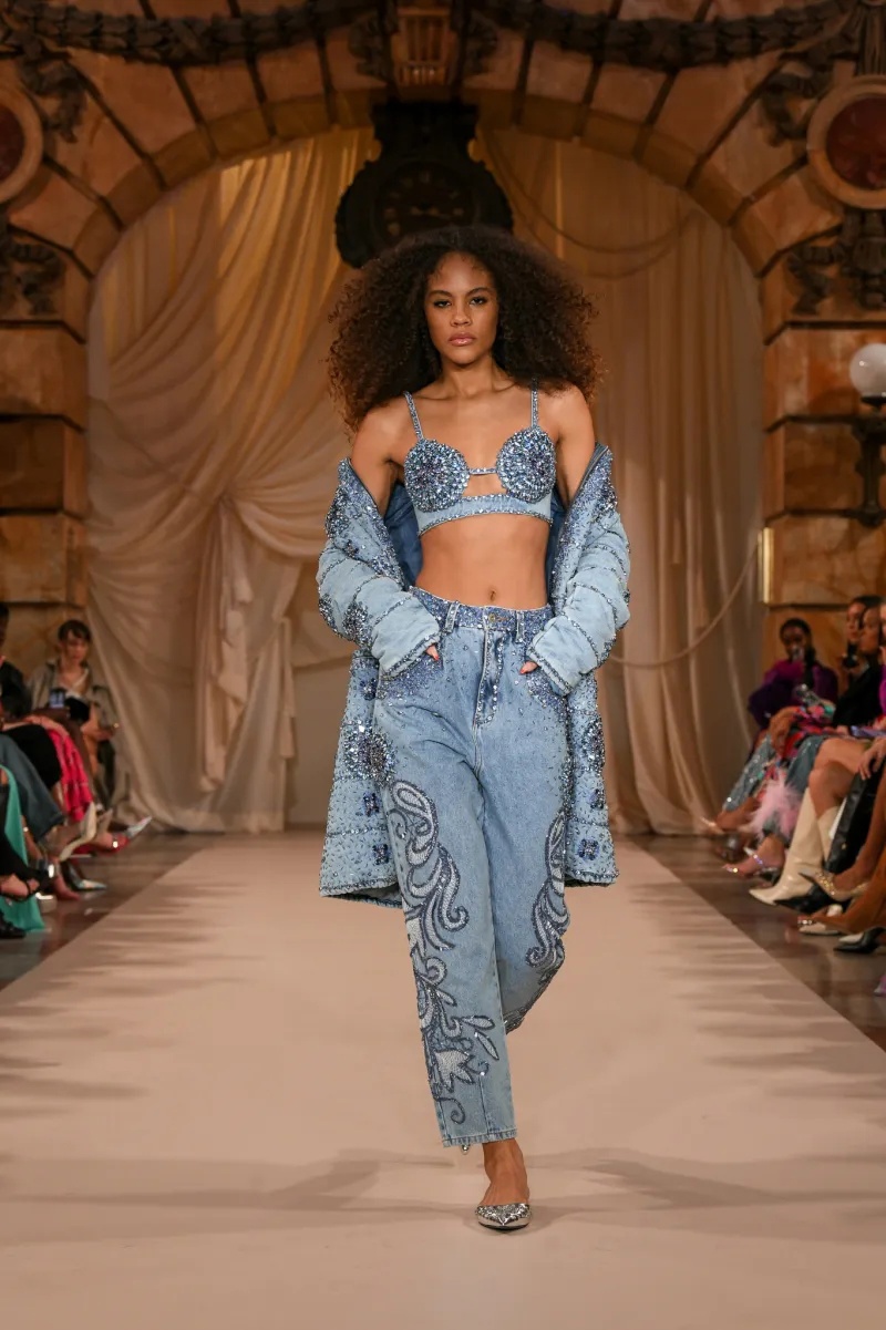 3QRCAd2Kr c - Коллекция PatBo Ready-To-Wear Осень-Зима 2023