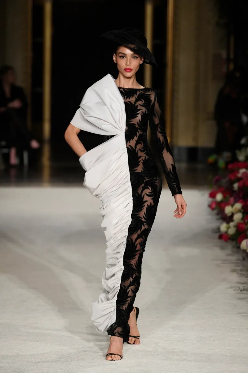 59yvCGERnu8 - Коллекция Christian Siriano Ready-To-Wear Осень-Зима 2023