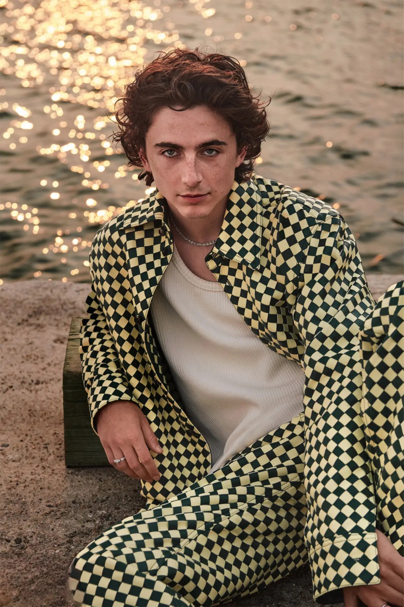 7mQ4U24uSvo - Тимоти Шаламе (Timothée Chalamet) в фотосессии для журнала GQ USA (2023)