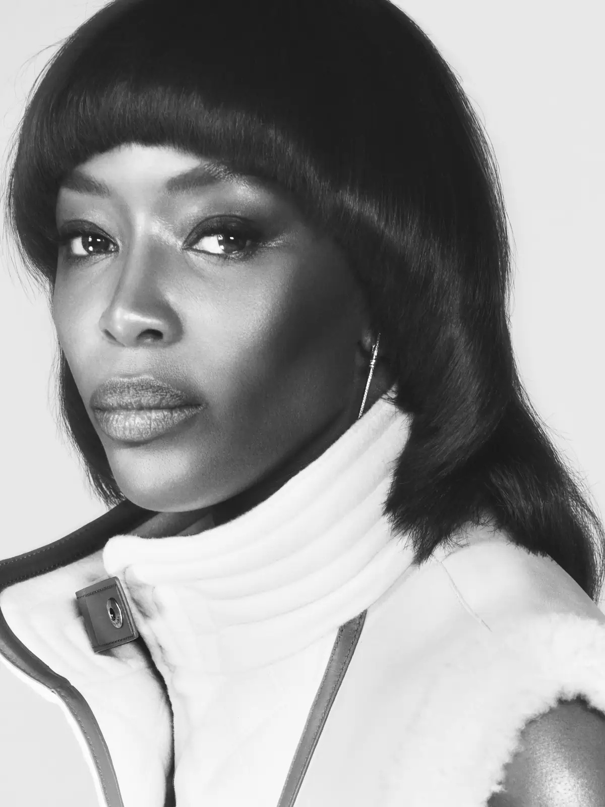 CC8w76MT8nw - Наоми Кэмпбелл (Naomi Campbell) в фотосессии для Document Journal (2023)